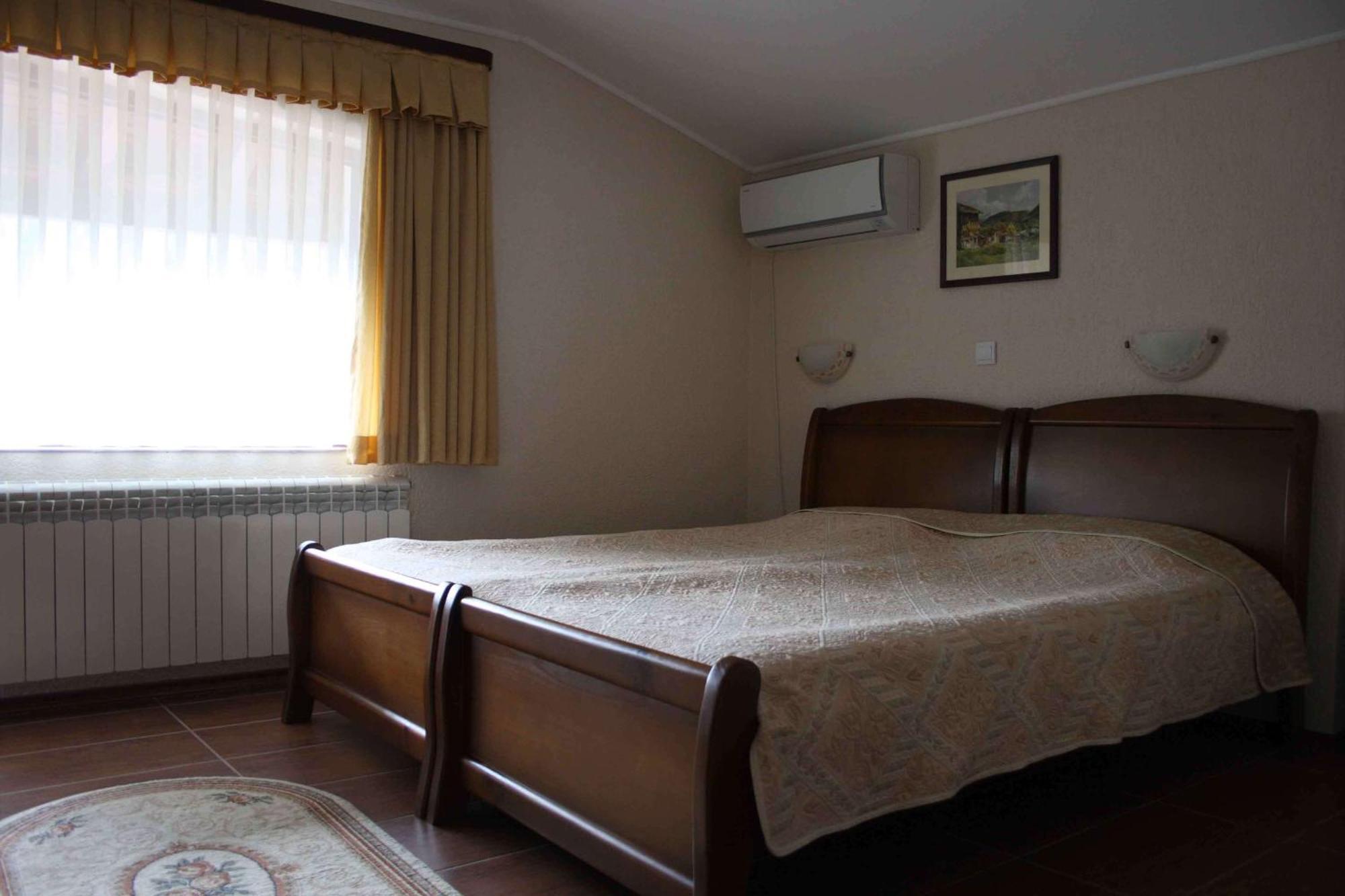 Spartak Family Hotel Smolyan Room photo